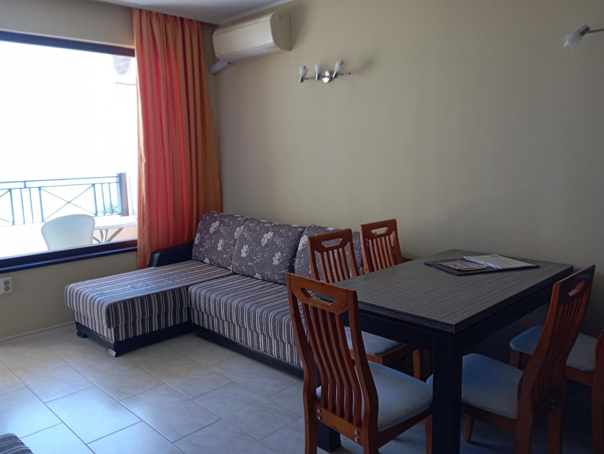 Golden Sands Rentals Apartments Экстерьер фото