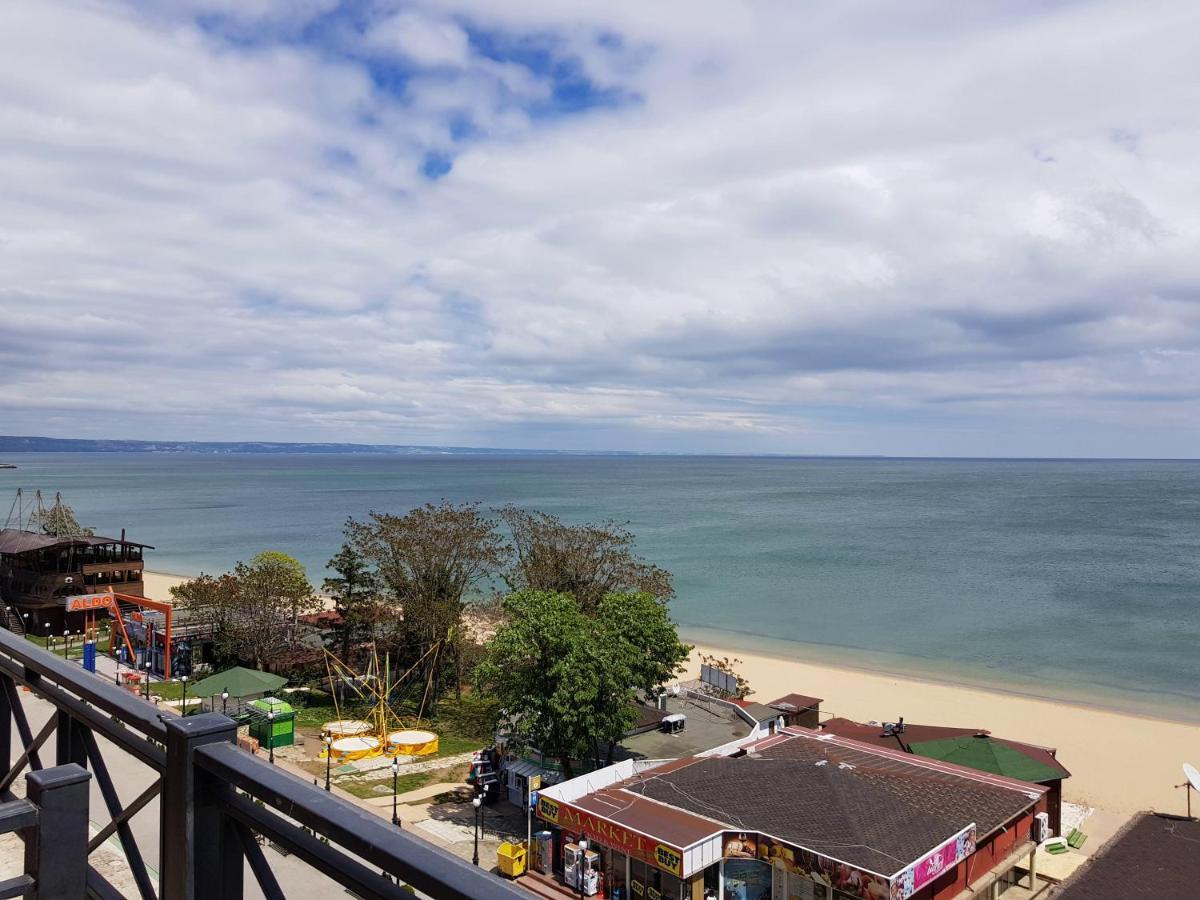 Golden Sands Rentals Apartments Экстерьер фото